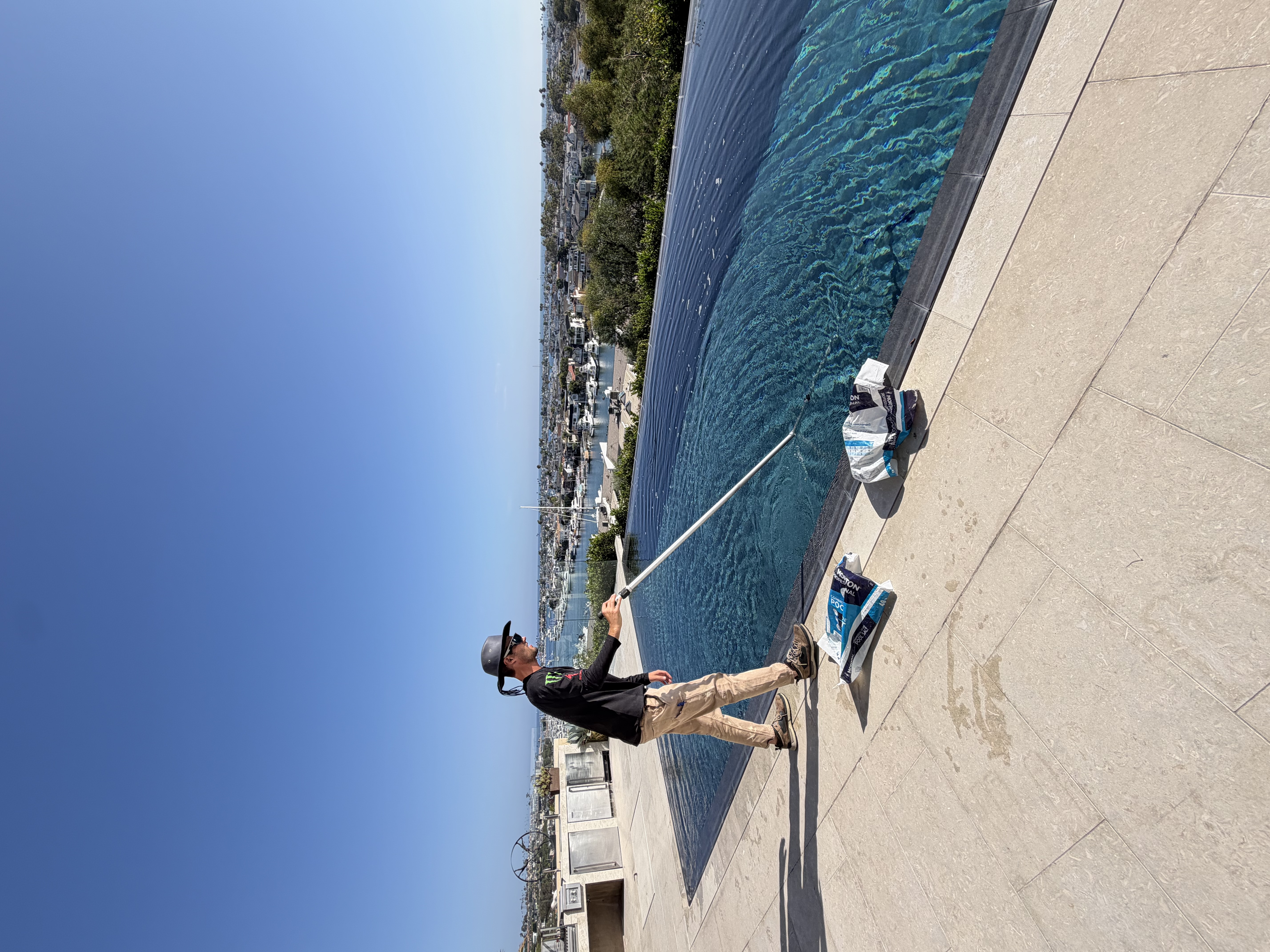 Weekly service on an infinity-edge pool in Orange County